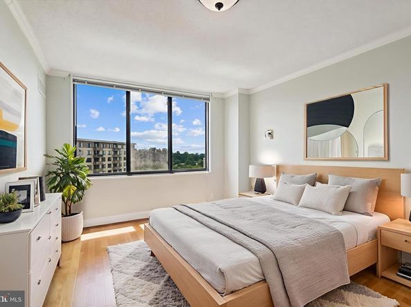 5225 Pooks Hill Road 1701N, Bethesda MD 20814