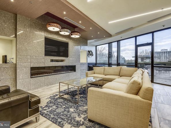 5225 Pooks Hill Road 1701N, Bethesda MD 20814