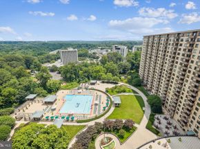 5225 Pooks Hill Road 1701N, Bethesda MD 20814