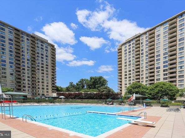 5225 Pooks Hill Road 1701N, Bethesda MD 20814