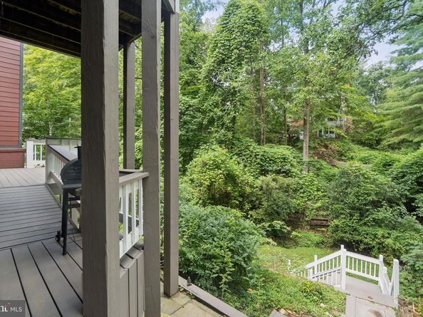 3015 Oregon Knolls Drive NW, Washington DC 20015