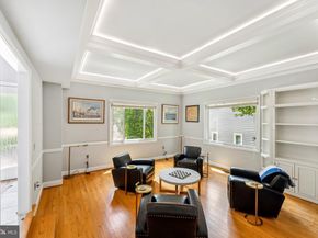 3015 Oregon Knolls Drive NW, Washington DC 20015