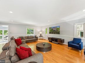 3015 Oregon Knolls Drive NW, Washington DC 20015