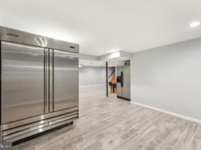 3015 Oregon Knolls Drive NW, Washington DC 20015