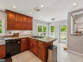 3015 Oregon Knolls Drive NW, Washington DC 20015