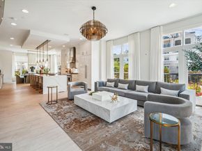 8229 River Road, Bethesda MD 20817