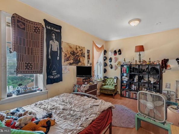 1400 S 23rd Street, Philadelphia PA 19146