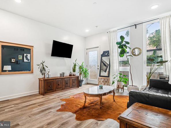 435 W Berks Street, Philadelphia PA 19122