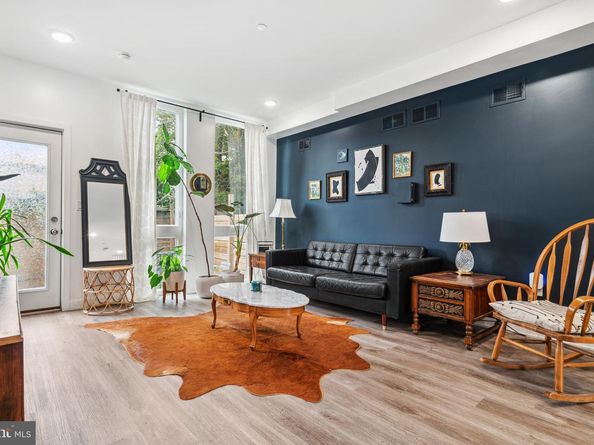 435 W Berks Street, Philadelphia PA 19122