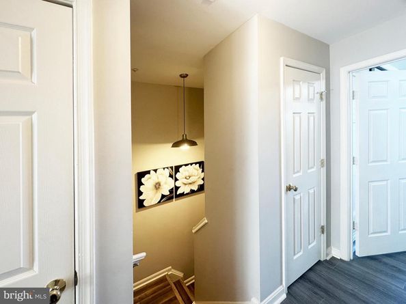21897 Elkins Terrace, Sterling VA 20166