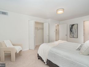 1923 Wilson Lane 102, Mclean VA 22102
