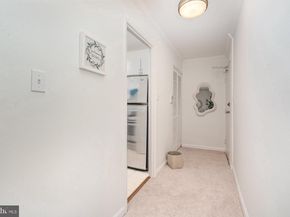 1923 Wilson Lane 102, Mclean VA 22102