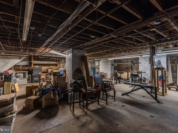 4900 Longshore Avenue, Philadelphia PA 19135
