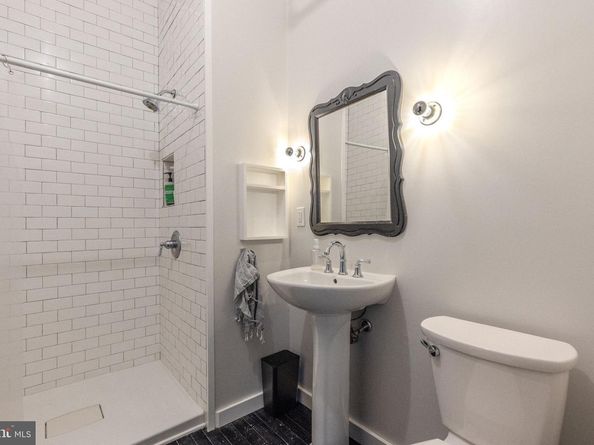 4900 Longshore Avenue, Philadelphia PA 19135
