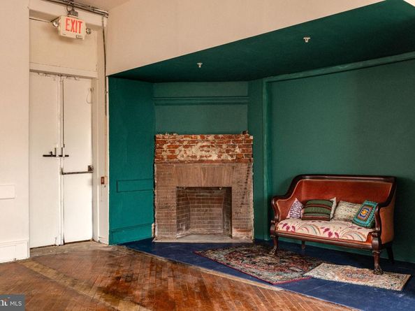 4900 Longshore Avenue, Philadelphia PA 19135