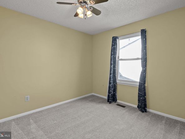 23 Evergreen Way, Philadelphia PA 19115