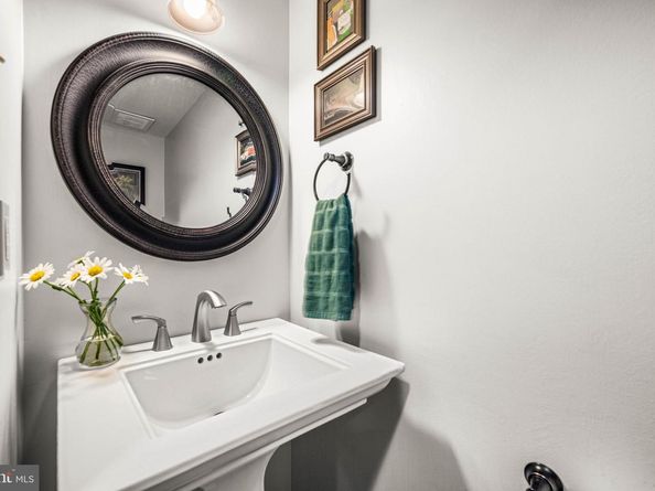 1801 Linden Way, King Of Prussia PA 19406