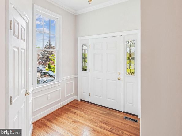 2227 N Albemarle Street, Arlington VA 22207
