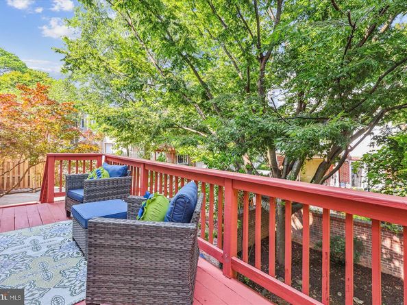 2227 N Albemarle Street, Arlington VA 22207