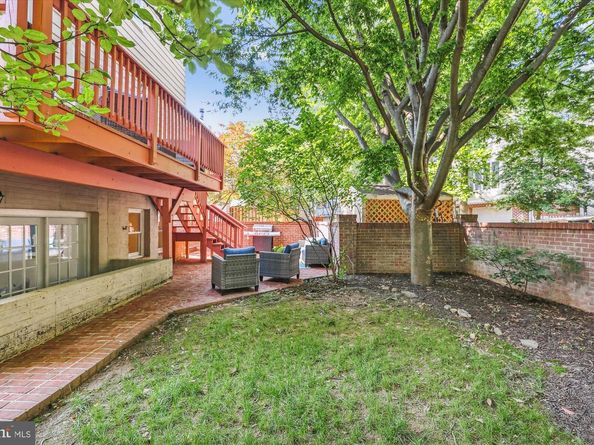 2227 N Albemarle Street, Arlington VA 22207