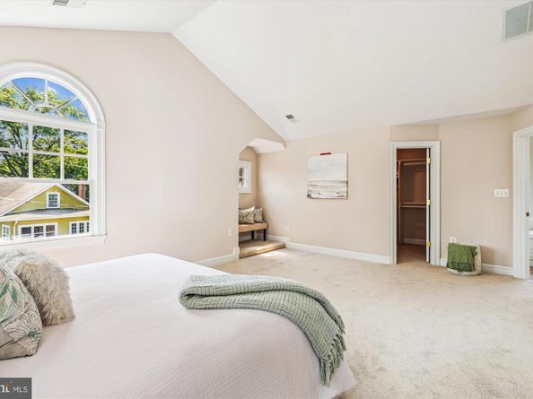 2227 N Albemarle Street, Arlington VA 22207