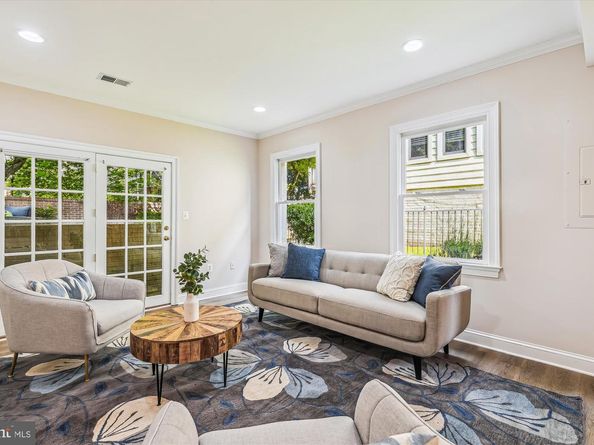 2227 N Albemarle Street, Arlington VA 22207