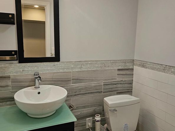 2100 Cross Street, Philadelphia PA 19146