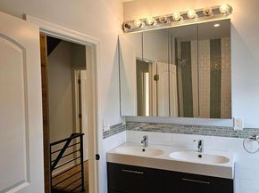 2100 Cross Street, Philadelphia PA 19146