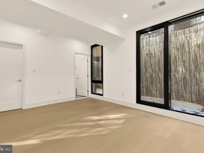 1810 Central Place NE 1, Washington DC 20002