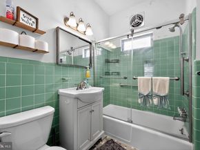 208 Limekiln Pike, Glenside PA 19038