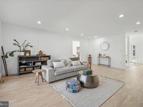 11309 Hidden Hollow Court, Potomac MD 20854