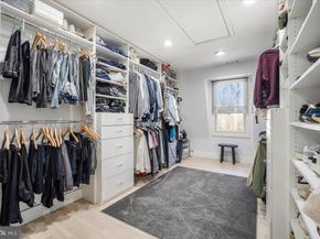 11309 Hidden Hollow Court, Potomac MD 20854