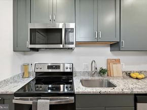 633 18TH Street NE, Washington DC 20002