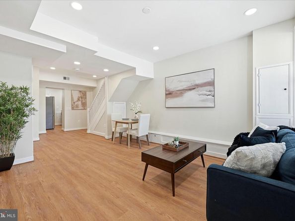 633 18TH Street NE, Washington DC 20002