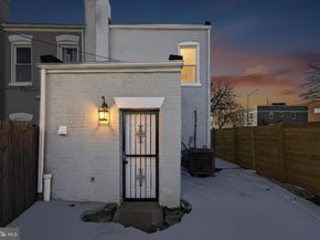 633 18TH Street NE, Washington DC 20002