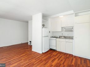 2101 Chestnut Street 614, Philadelphia PA 19103