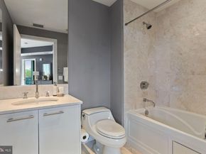 1881 N Nash Street 810, Arlington VA 22209
