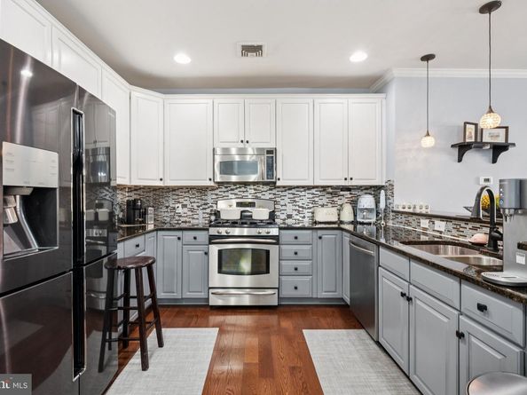 309 Carson Terrace, Huntingdon Valley PA 19006