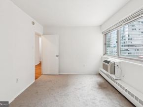 2101 Chestnut Street 721, Philadelphia PA 19103