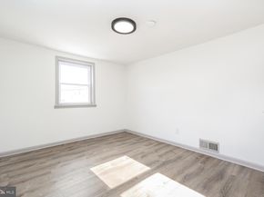 514 8TH Avenue, Folsom PA 19033