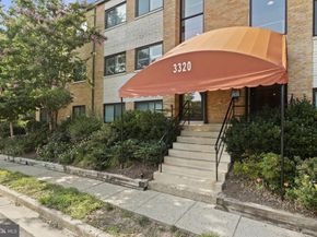 3320 S 28TH Street 403, Alexandria VA 22302