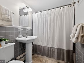 4200 Cathedral Avenue NW 1001, Washington DC 20016