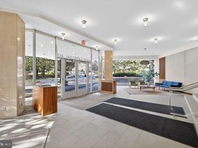 4200 Cathedral Avenue NW 1001, Washington DC 20016