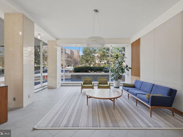 4200 Cathedral Avenue NW 1001, Washington DC 20016