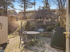 28 Riverhill Way, New Hope PA 18938