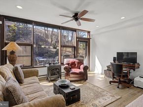 28 Riverhill Way, New Hope PA 18938