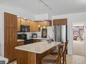 28 Riverhill Way, New Hope PA 18938