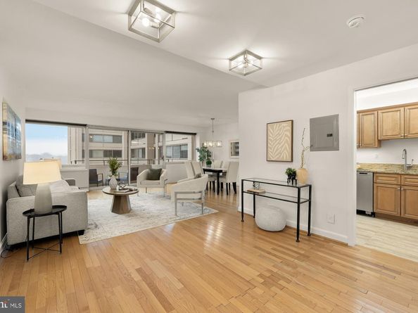 5500 Friendship Boulevard 1411N, Chevy Chase MD 20815