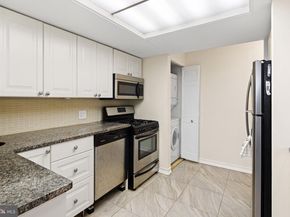 1326 Spruce Street 2208, Philadelphia PA 19107