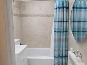 1305 Robbins Street, Philadelphia PA 19111